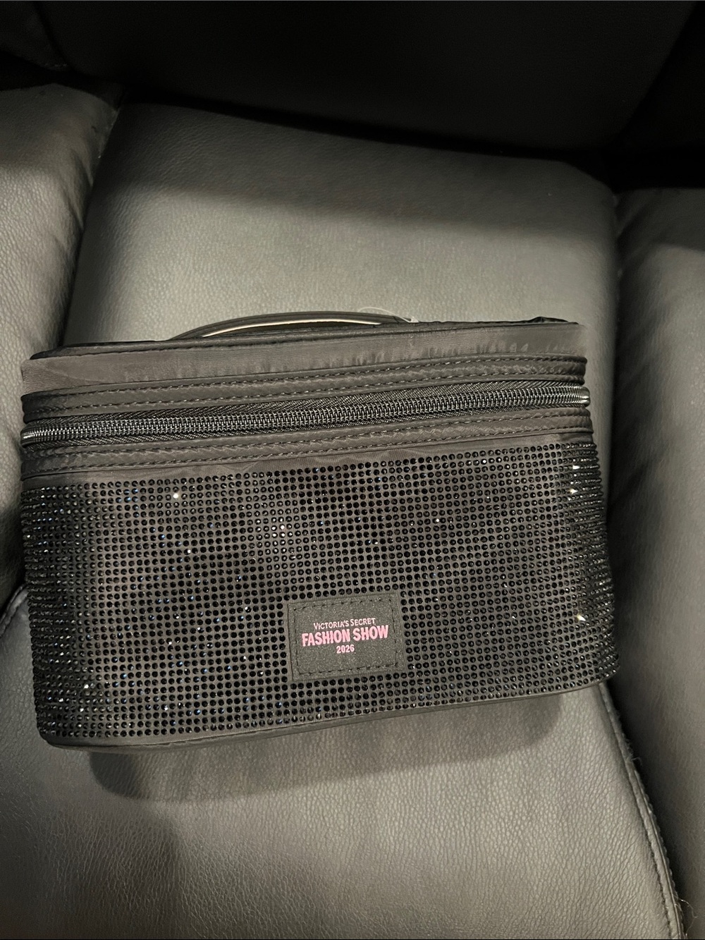 NWT Victorias Secret 2026 Fashion Show Makeup Bag - Picture 2 of 7